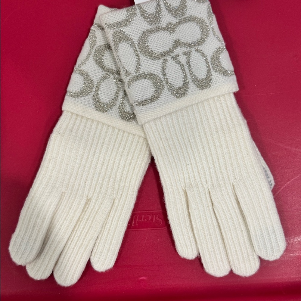 Coach Cream Knit Gloves with Silver Logo Cuff